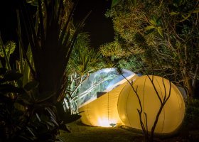 mauricius-hotel-bubble-lodge-042_ext_w_1.jpg