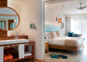 mauricius-hotel-c-mauritius-097_ext_w_1.jpg