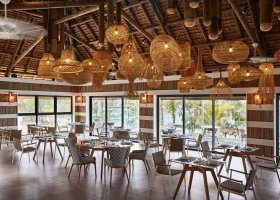 mauricius-hotel-c-mauritius-112_ext_w_1.jpg