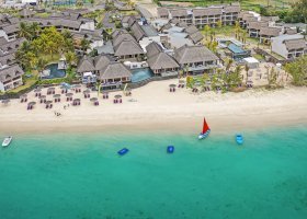 mauricius-hotel-c-mauritius-213_ext_w_1.jpg