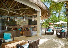 mauricius-hotel-emeraude-beach-attitude-108_ext_w_2.jpg