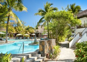 mauricius-hotel-emeraude-beach-attitude-127_ext_w_2.jpg