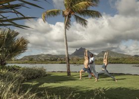 mauricius-hotel-four-seasons-resort-mauritius-176_ext_w_1.jpg