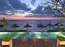 mauricius-hotel-le-recif-attitude-098_ext_w_2.jpg