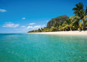 mauricius-hotel-lux-le-morne-173_ext_w_1.jpg