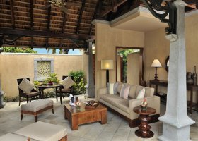 mauricius-hotel-maradiva-resort-villas-spa-021_ext_w_1.jpg