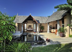 mauricius-hotel-maradiva-resort-villas-spa-022_ext_w_1.jpg