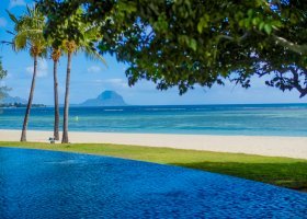 mauricius-hotel-maradiva-resort-villas-spa-065_ext_w_1.jpg