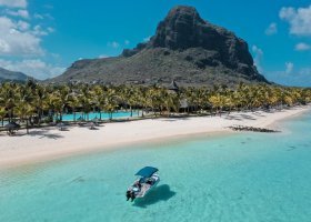 mauricius-hotel-paradis-beachcomber-601_ext_w_1.jpg