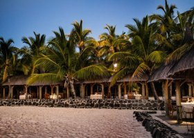mauricius-hotel-paradis-beachcomber-635_ext_w_1.jpg