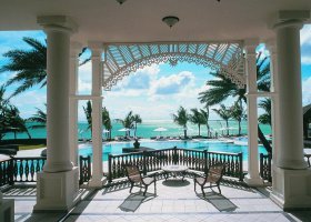mauricius-hotel-residence-051_ext_w_1.jpg