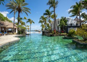 mauricius-hotel-shangri-la-s-le-touessrok-resort-spa-368_ext_w_1.jpg