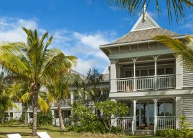 mauricius-hotel-st-regis-resort-115_ext_w_1.jpg