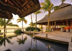 mauricius-hotel-trou-aux-biches-080_ext_w_1.jpg