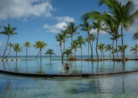mauricius-hotel-trou-aux-biches-beachcomber-344_ext_w_1.jpg