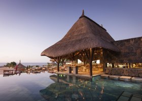mauricius-hotel-veranda-pointe-aux-biches-085_ext_w_2.jpg