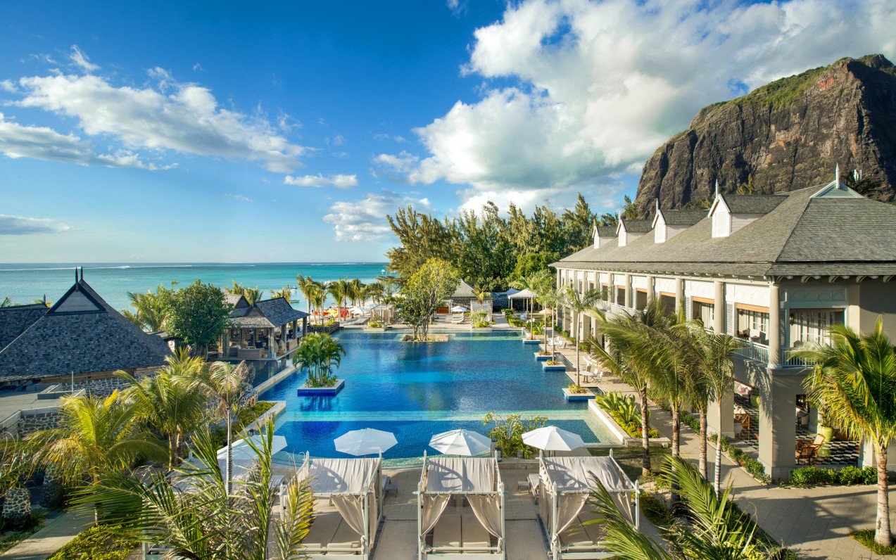 The St. Regis Le Morne Resort *****
